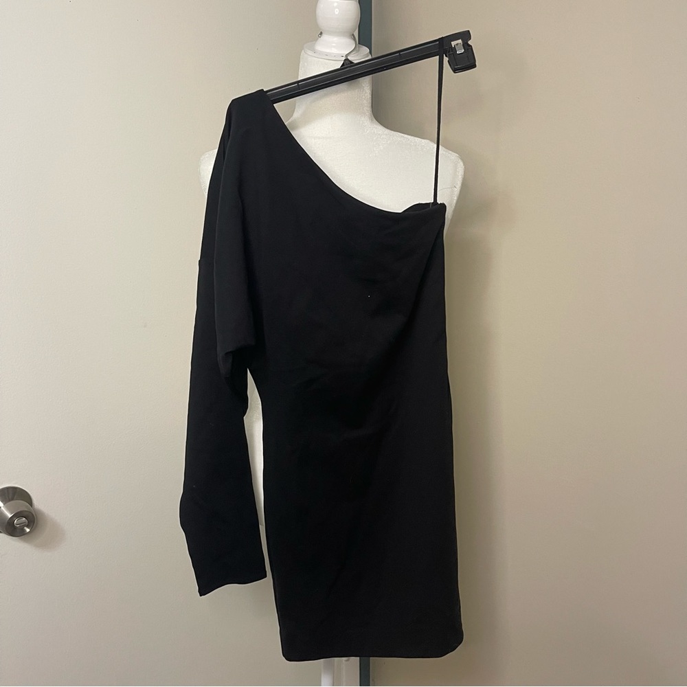 NEW womens NBD one sleeve black dress